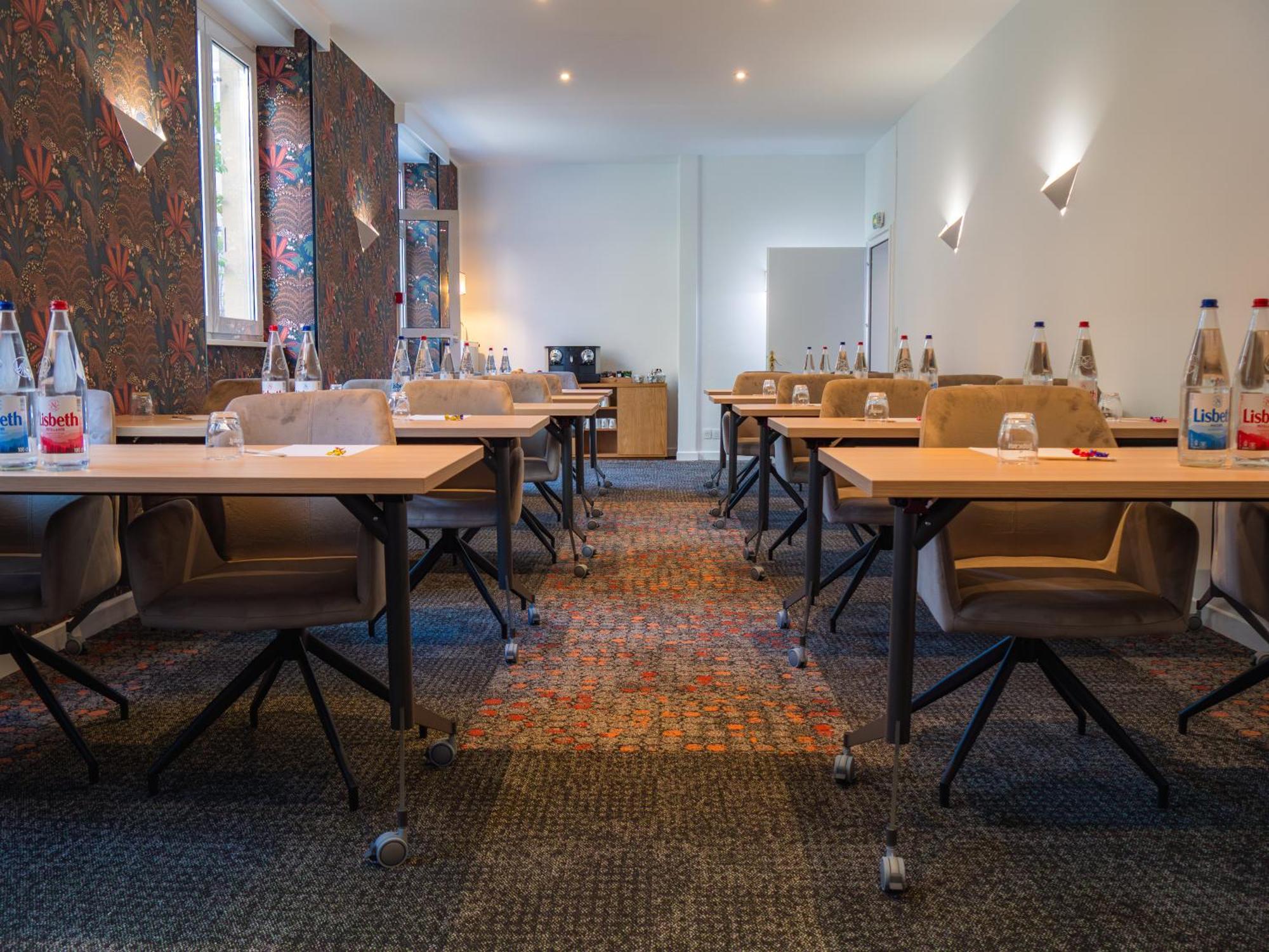 Hotel Western De La Bourse 3*